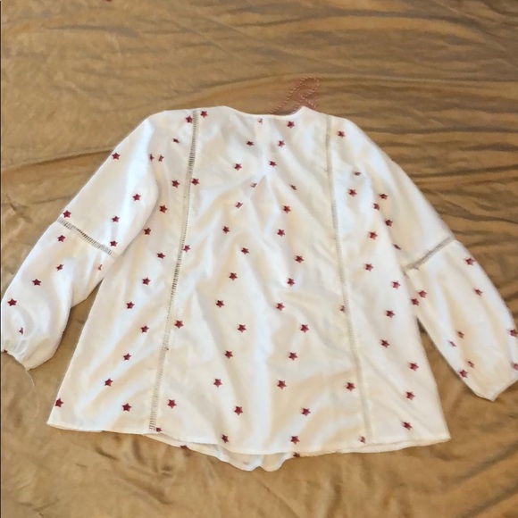 Star patterned top - Picture 2 of 6
